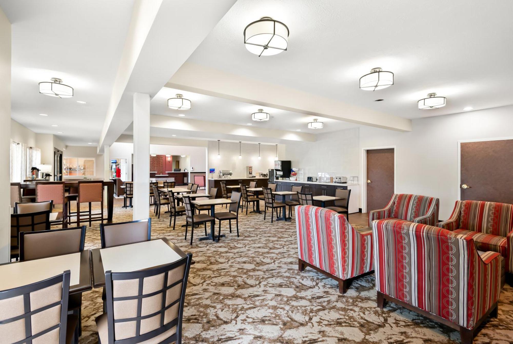 Best Western Palmyra Inn & Suites Exterior photo