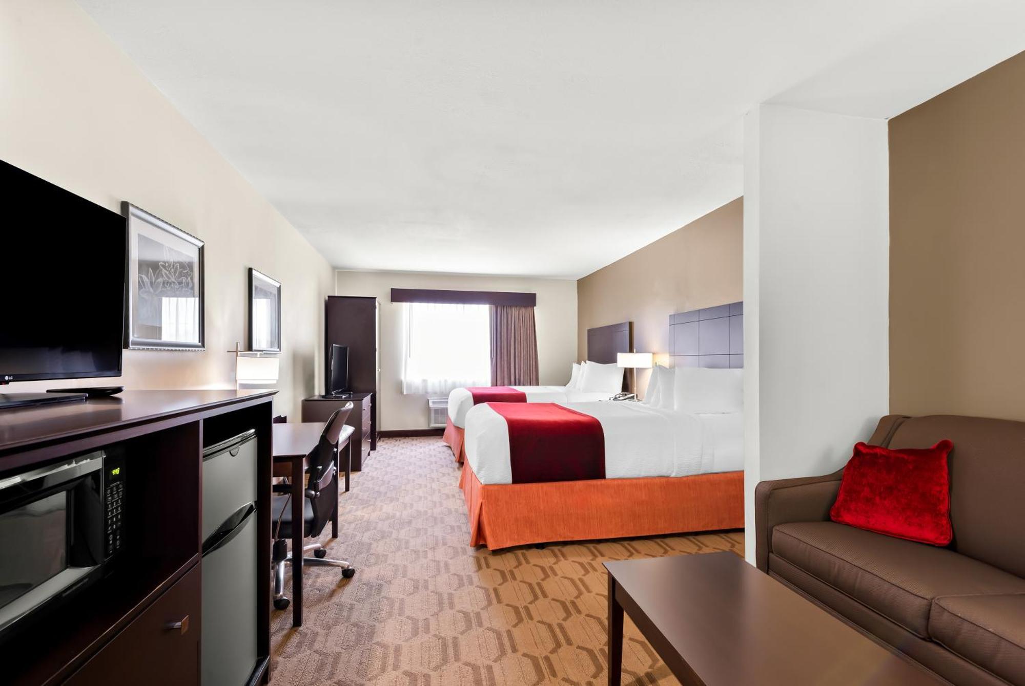 Best Western Palmyra Inn & Suites Exterior photo