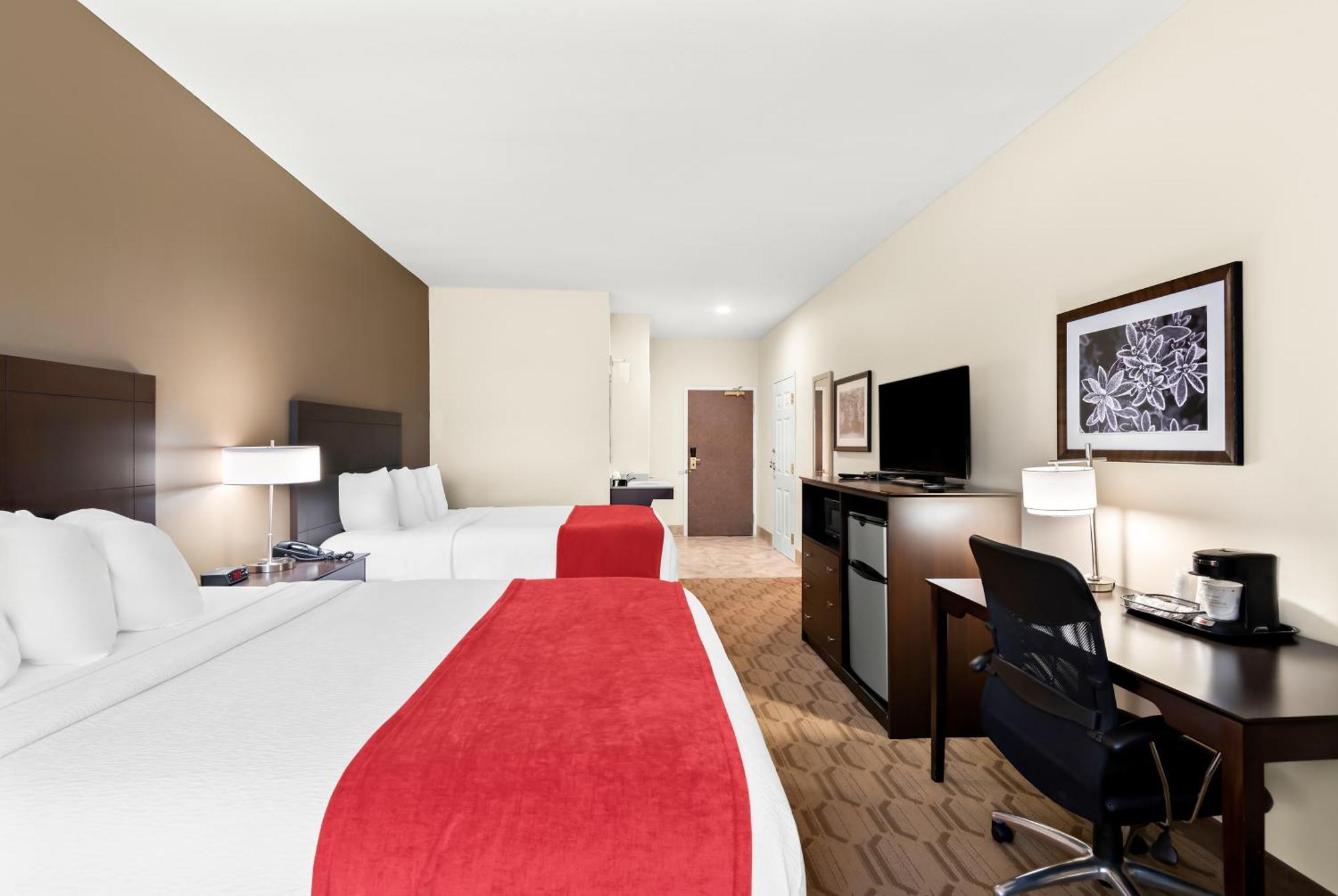 Best Western Palmyra Inn & Suites Exterior photo