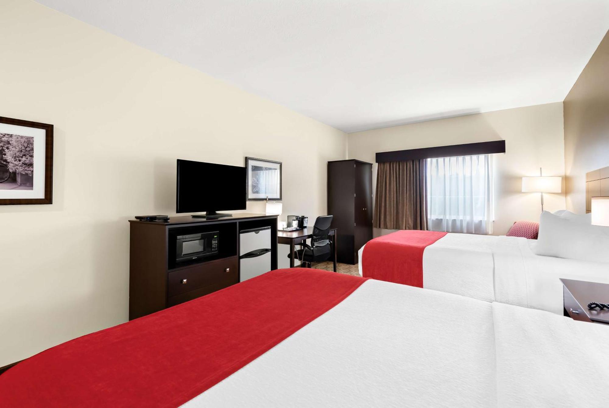 Best Western Palmyra Inn & Suites Exterior photo